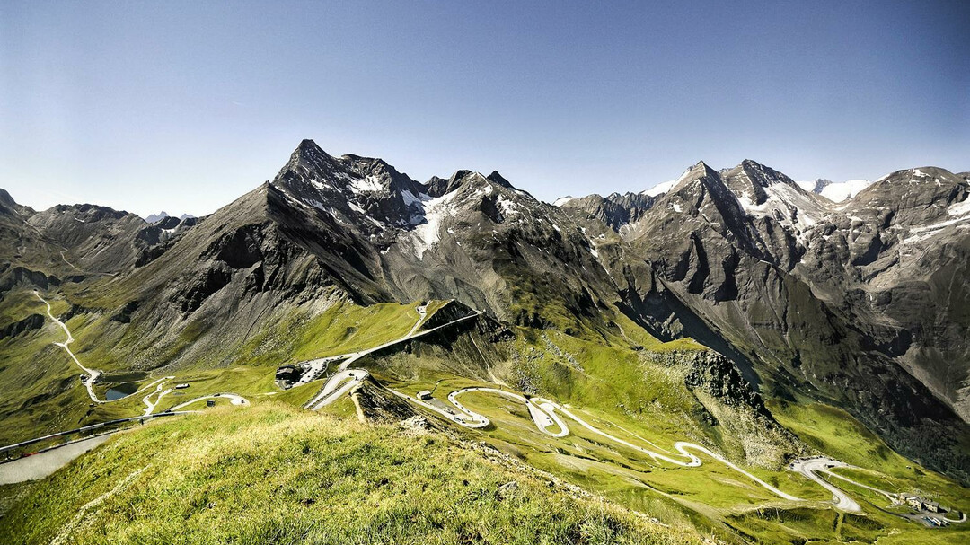 Khung cảnh thơ mộng tại cung đường Grossglockner High Alpine